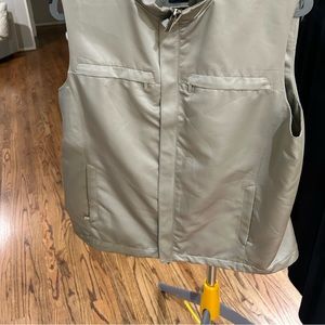 Ralph Lauren Golf full zip wind vest,size Large, metallic grey, vented back